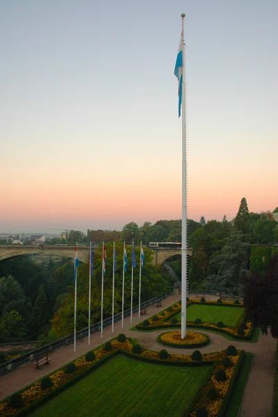 Salida del sol ante el Palacio de Luxemburgo —  Fotos de Stock