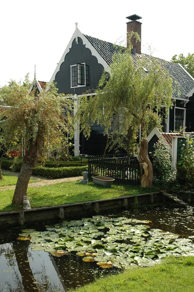 Zaanse Schans'a, Hollanda kırsal ev — Stok fotoğraf