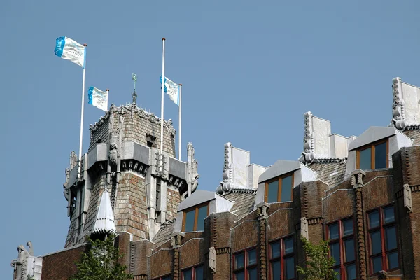 Vackert inredda taket på en av Amsterdams hem — Stockfoto