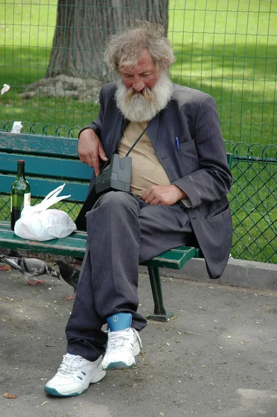 Unknown tired traveler — Stock Photo, Image