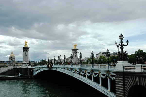 Le pont d'Alexandre le troisième à Paris — Photo