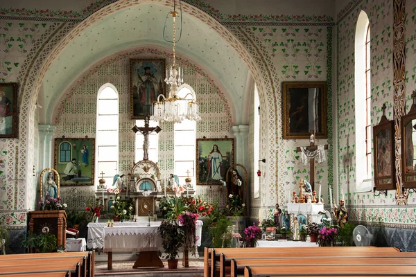 Det indre af kirken i Eibenthal - Stock-foto