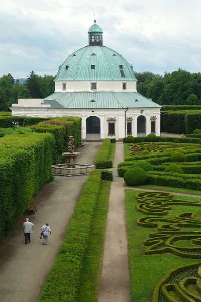 Flower garden of Castle in Kromeriz, Czech Republic — Stock Photo, Image