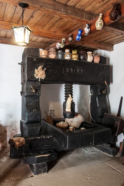 Wine press from the year 1777  for pressing wine — Stock Photo, Image