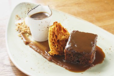 yapışkan şekerleme puding
