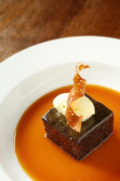 Sticky toffee pudding — Stock Photo, Image