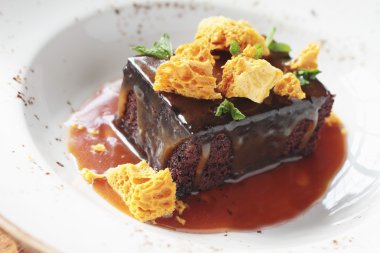 kül şekerleme pastayla puding