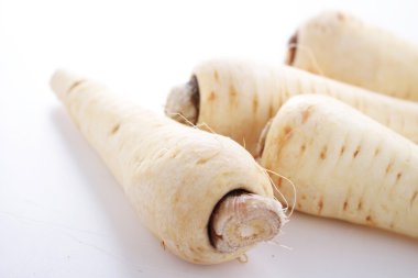 taze hasat parsnips