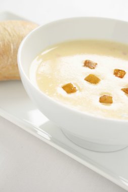 Baharatlı alhavuç çorba