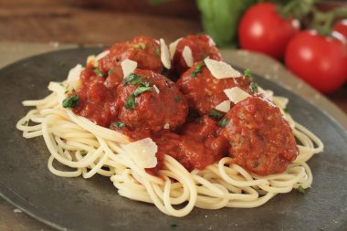 taze İtalyan köfte yemek