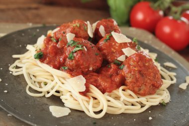taze İtalyan köfte yemek