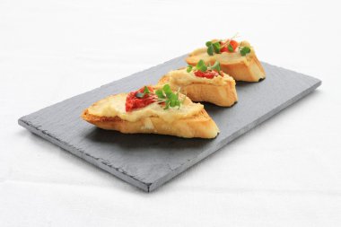 Taze pişmiş ekmek seçimi