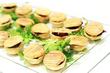 kanepe seçimi tabağı