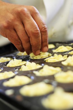 geleneksel bakewell tart