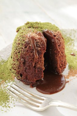 Çikolatalı fondan kek