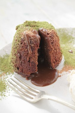 Çikolatalı fondan tatlı