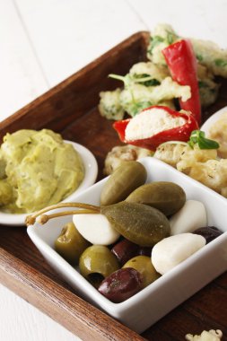 çağdaş tapas tabağı