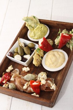 çağdaş tapas tabağı