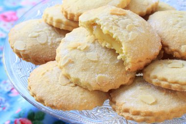 taze pişmiş limon tart
