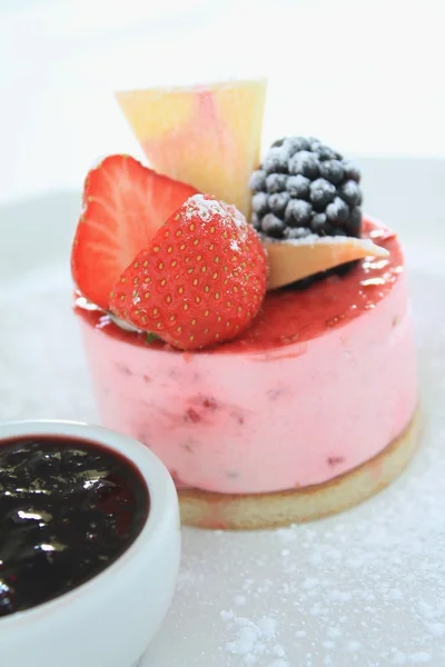 Gâteau au fromage aux fraises — Photo