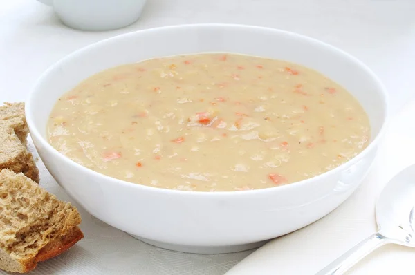 Fresh wholesome soup — Stock Photo, Image