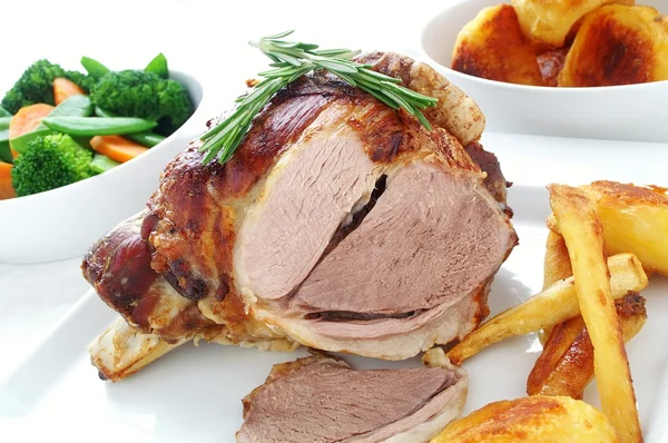 Roast leg of lamb — Stock Photo, Image