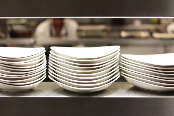 Konyha-tányérok és edények — Stock Fotó