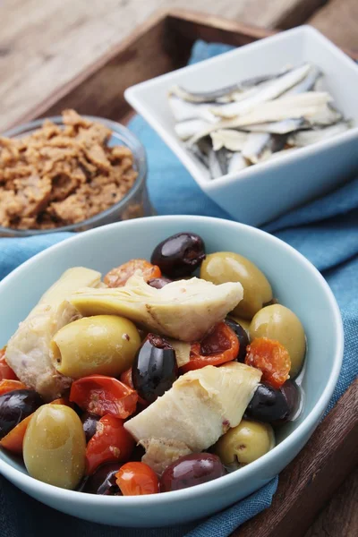 Antipasto tapas urval — Stockfoto