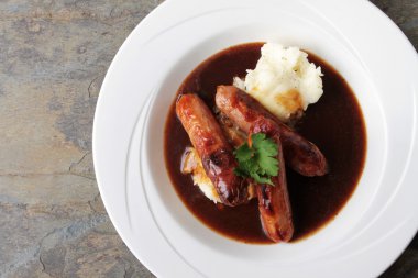 sosis ve püre yemek kaplama