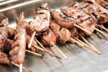 saptırılmış domuz fileto pişmiş