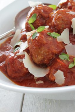 Domates soslu köfte.