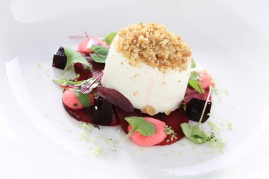 peynir meze plaka üzerinde