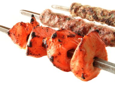 şiş köfte tikka ekmek şal