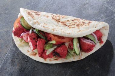 Tikka şiş donner şal sandviç