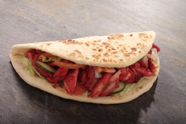 Tikka şiş donner şal sandviç
