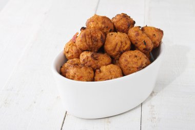 Mini falafel bhajis