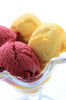 tatlı taze dondurma