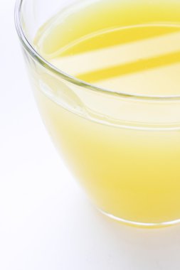 taze sıkılmış meyve suyu