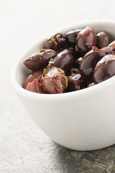 Olives in white dishes — Stock Photo, Image