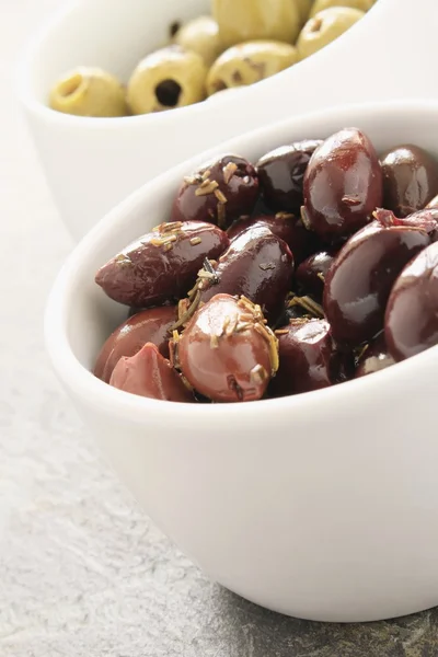 Olives in white dishes — Stock Photo, Image