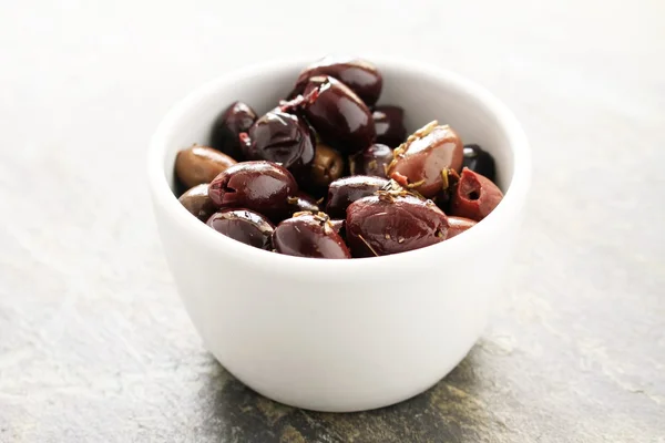 Olives in white dishes — Stock Photo, Image