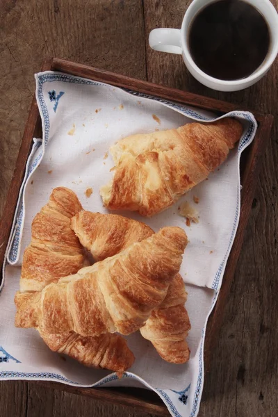 Fresh baked croissant breakfast — Stock Photo, Image