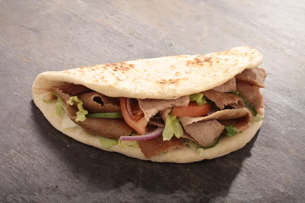 Tikka shish donner wrap szendvics — Stock Fotó