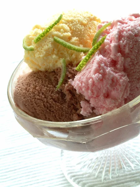 Es krim segar yang manis — Stok Foto