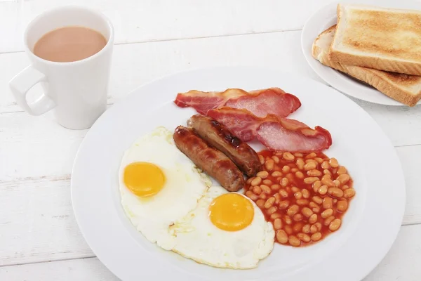 Traditionelles komplettes englisches Frühstück — Stockfoto