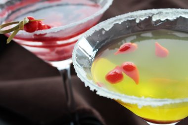 tatlı alkol kokteyller