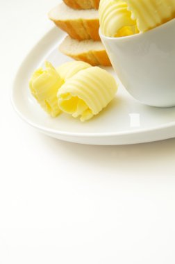 tabak taze tereyağı bukleler