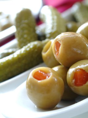 taze zeytin ve dereotu turşu