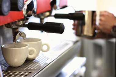 Barista kahve yapma
