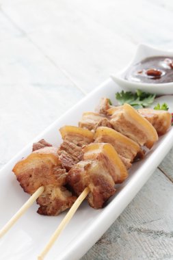 Çin domuz kebap